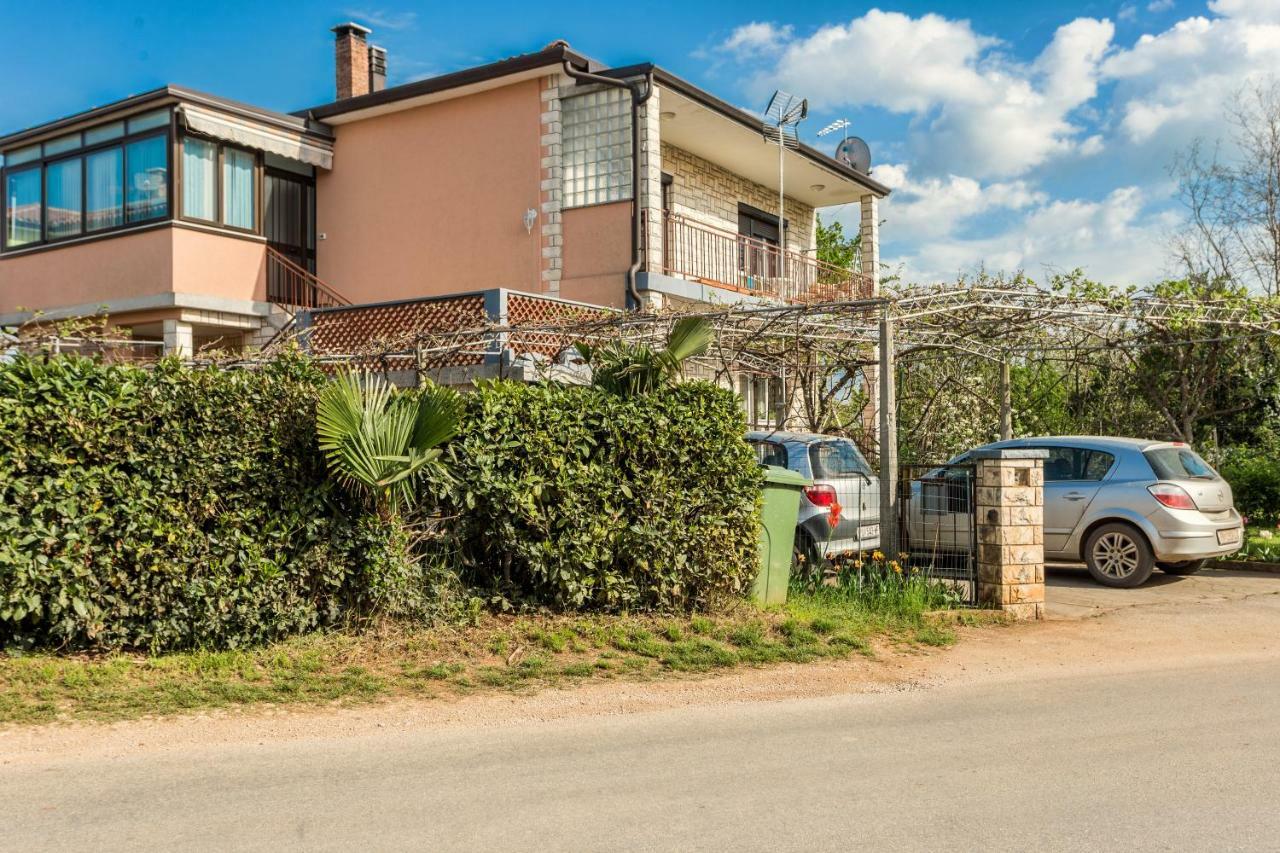 Apartment Dean Умаг Экстерьер фото