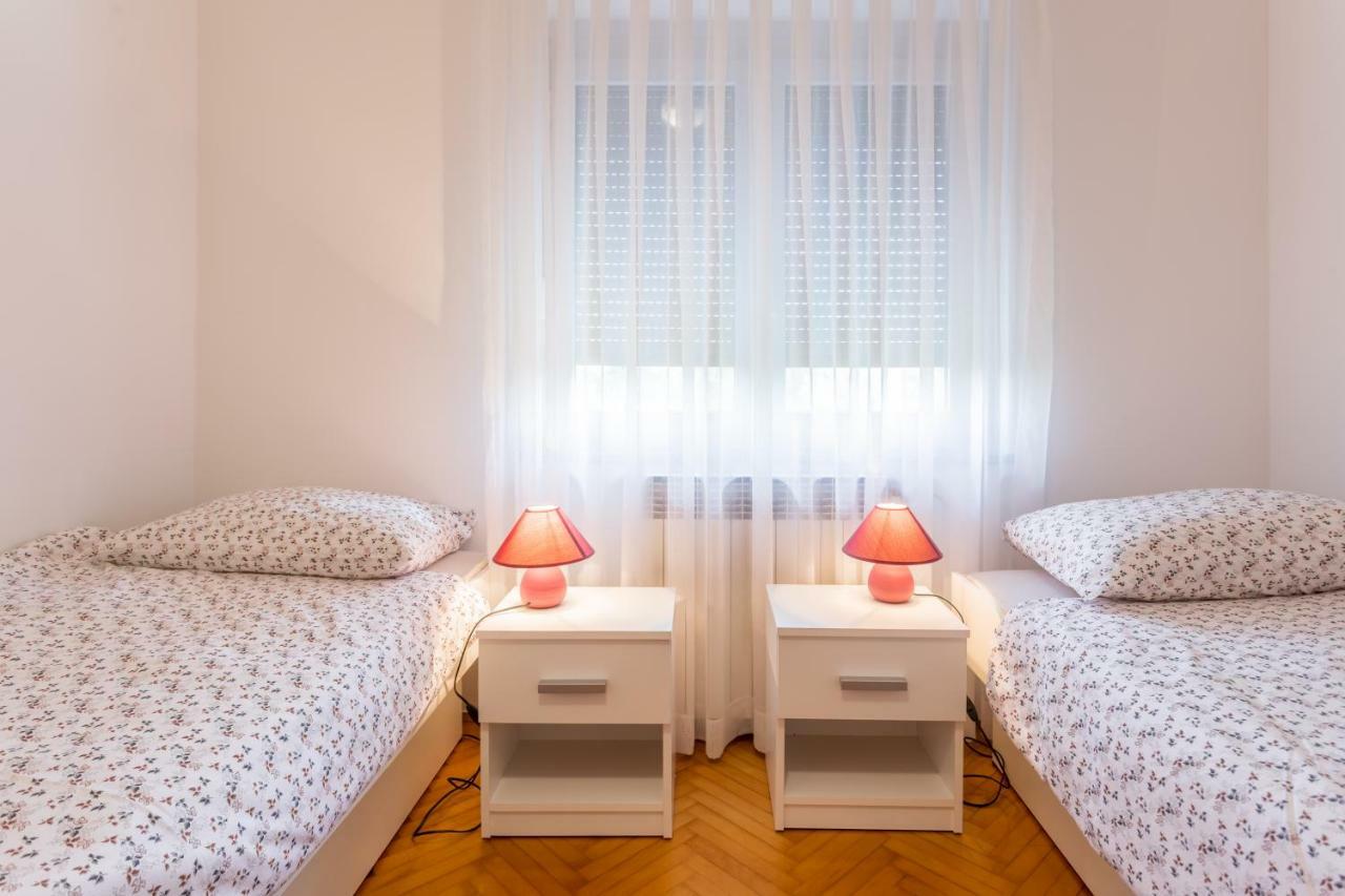 Apartment Dean Умаг Экстерьер фото