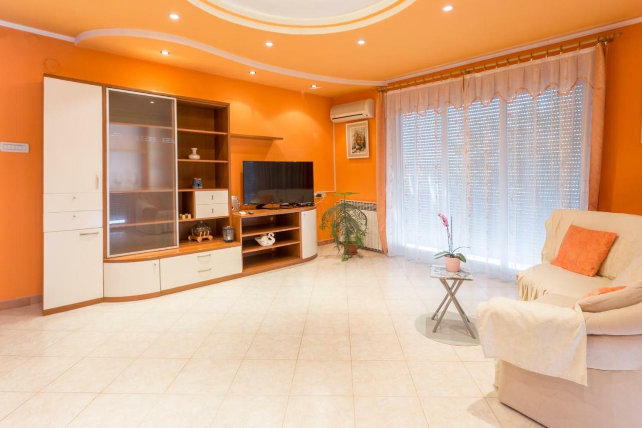 Apartment Dean Умаг Экстерьер фото